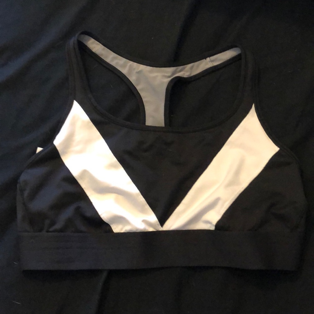 Victoria Sport Bra